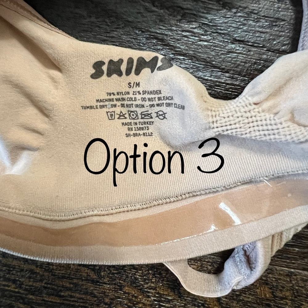 5. SKIMS Seamless Sculpt Bralette - Picture 9 of 16